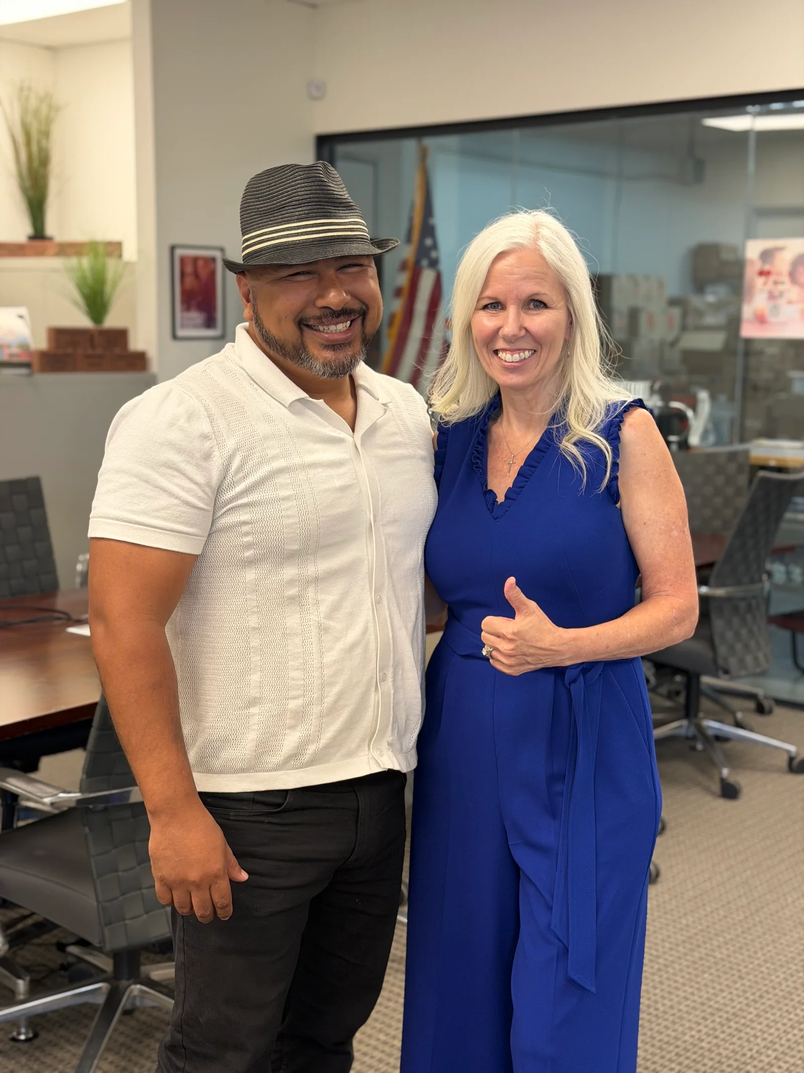 Voz Luis Sanchez con la invitada de Hope After Homelessness